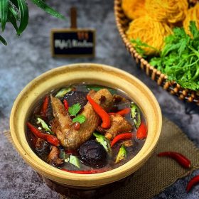 MN109. GIÁO TRÌNH MÓN GÀ TIỀM ỚT HIỂM